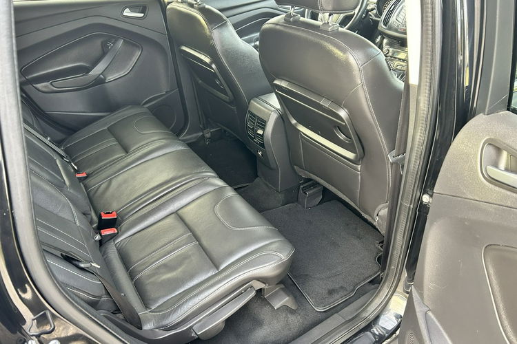 Ford Kuga Titanium zdjęcie 18