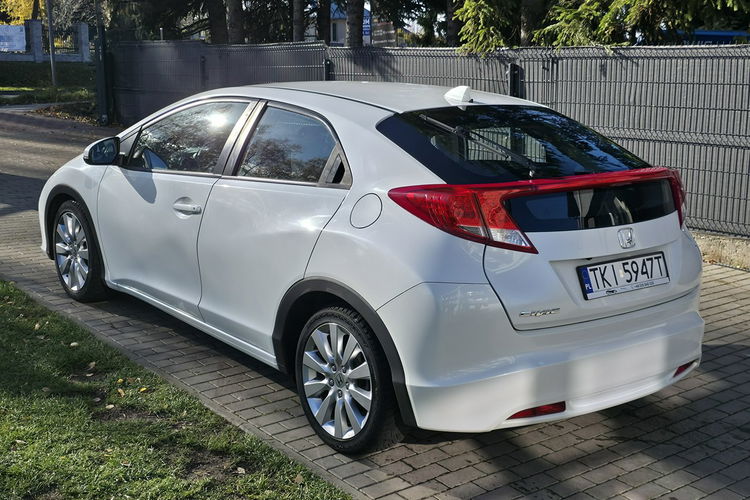 Honda Civic 1.8 Benzyna | | Gwarancja | Bogate wyposażenie | Automat zdjęcie 4
