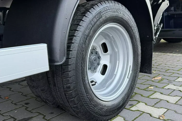 Iveco Daily 35C16 V zdjęcie 5