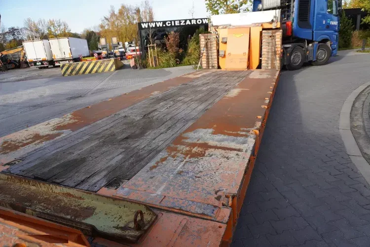 3ABD-48 61.0t / 40 ton ładowności / 3 osie skrętne / zawieszenie hydrauliczne zdjęcie 22