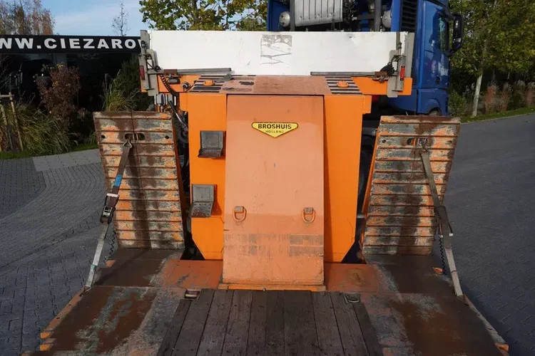 3ABD-48 61.0t / 40 ton ładowności / 3 osie skrętne / zawieszenie hydrauliczne zdjęcie 23