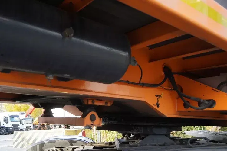 3ABD-48 61.0t / 40 ton ładowności / 3 osie skrętne / zawieszenie hydrauliczne zdjęcie 26
