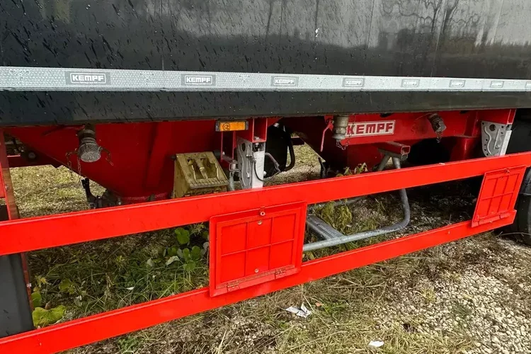 KEMPF SKM AK wyładowcza 4 komory z dolnym zsypem / poj.65 m3 / 12 sztuk zdjęcie 12