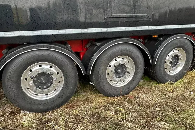 KEMPF SKM AK wyładowcza 4 komory z dolnym zsypem / poj.65 m3 / 12 sztuk zdjęcie 15