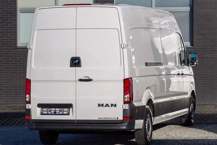 MAN TGE 3.140 Długi NOWY MODEL zdjęcie 3