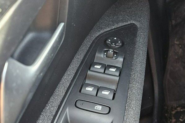 Peugeot 5008 1.5dci automat 80.000km zdjęcie 27