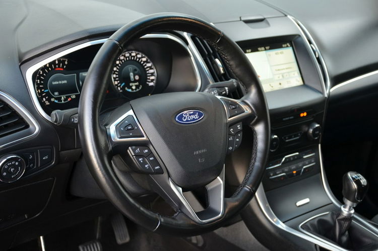 Ford EDGE 2.0TDCI 180KM AWD Navi Kamera Keyless go Grzana kierownica zdjęcie 27