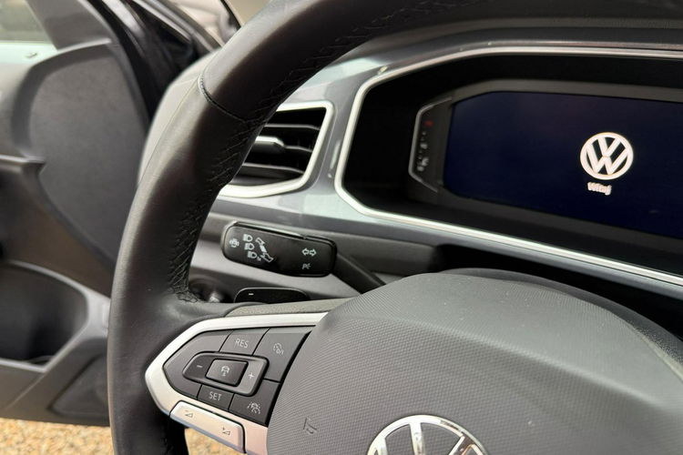 Volkswagen T-Roc navi, kamera, gwarancja, 30tys.km zdjęcie 17