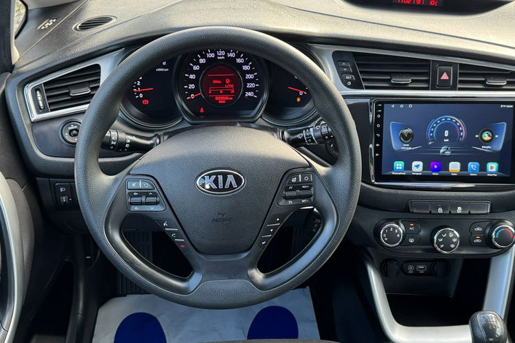 Kia Cee'd 1.4 Benz 101KM z Niemiec - Nawigacja LIFTOWY 2017r Przebieg: 84.000km zdjęcie 22