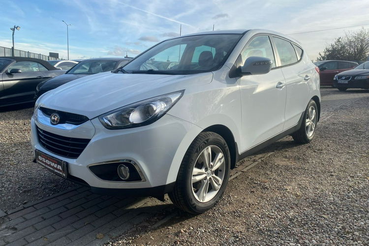 Hyundai ix35 2.0i 163KM pół skóry xenon klimatronik bezwypadkowy 1.r.gw zdjęcie 4