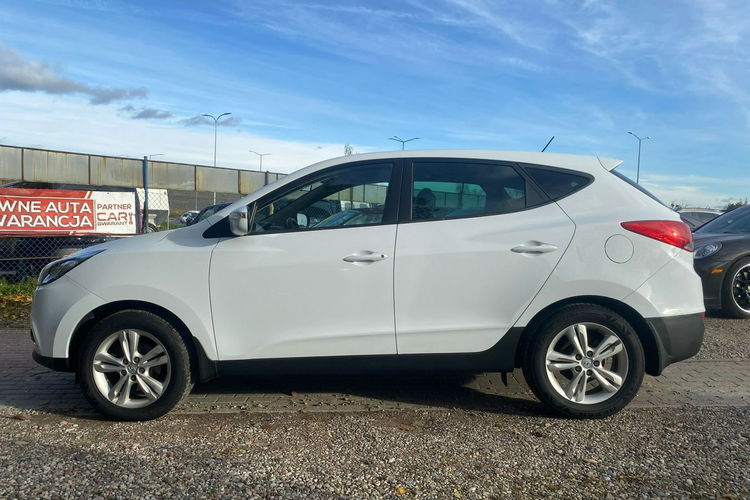 Hyundai ix35 2.0i 163KM pół skóry xenon klimatronik bezwypadkowy 1.r.gw zdjęcie 6