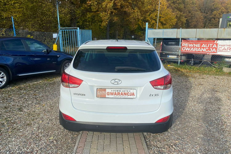Hyundai ix35 2.0i 163KM pół skóry xenon klimatronik bezwypadkowy 1.r.gw zdjęcie 9