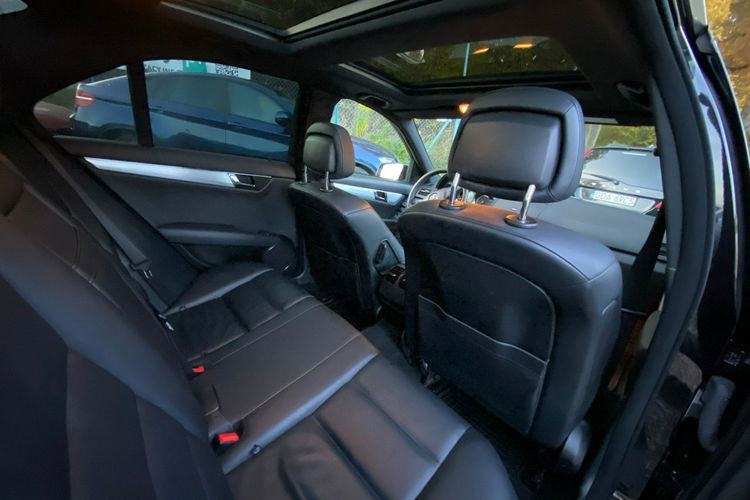 Mercedes C 250 4-Matic Automat nabi skóry kamera panorama bi xenon zamiana 1.r.gwaran zdjęcie 25