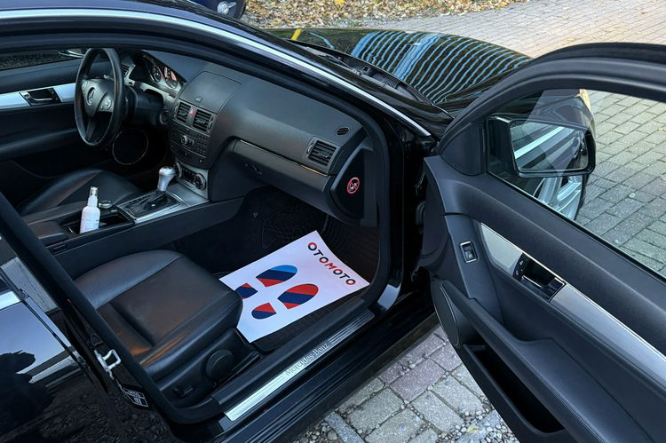 Mercedes C 250 4-Matic Automat nabi skóry kamera panorama bi xenon zamiana 1.r.gwaran zdjęcie 3