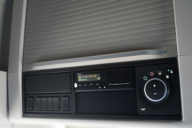 Volvo FH 460 / SOLÓWKA /  6X2 / I-SAVE / KLIMA POSTOJOWA   / OŚ PODNOSZONA SKRĘTNA / WIELTON zdjęcie 36