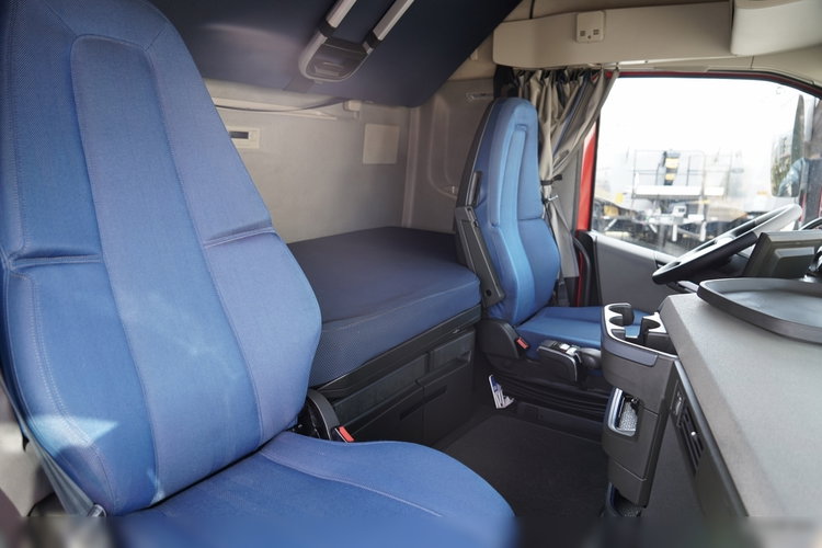 Volvo FH 460 / SOLÓWKA /  6X2 / I-SAVE / KLIMA POSTOJOWA   / OŚ PODNOSZONA SKRĘTNA / WIELTON zdjęcie 38