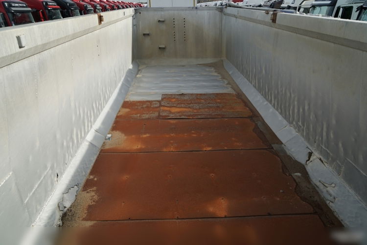 Wielton / WYWROTKA / 24 M3 /  ALUMINIOWA / OŚ PODNOSZONA / OSIE SAF / PO KONTRAKCIE SERWISOWYM zdjęcie 14