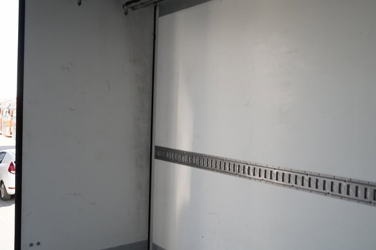 SCHMITZ / CHŁODNIA / THERMO KING SLX 400 / HAKÓWKA / OŚ PODNOSZONA / KOSZ NA PALETY zdjęcie 21