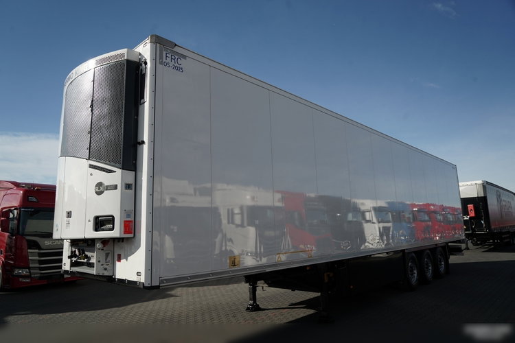 SCHMITZ / CHŁODNIA / THERMO KING SLX 400 / HAKÓWKA / OŚ PODNOSZONA / KOSZ NA PALETY zdjęcie 3