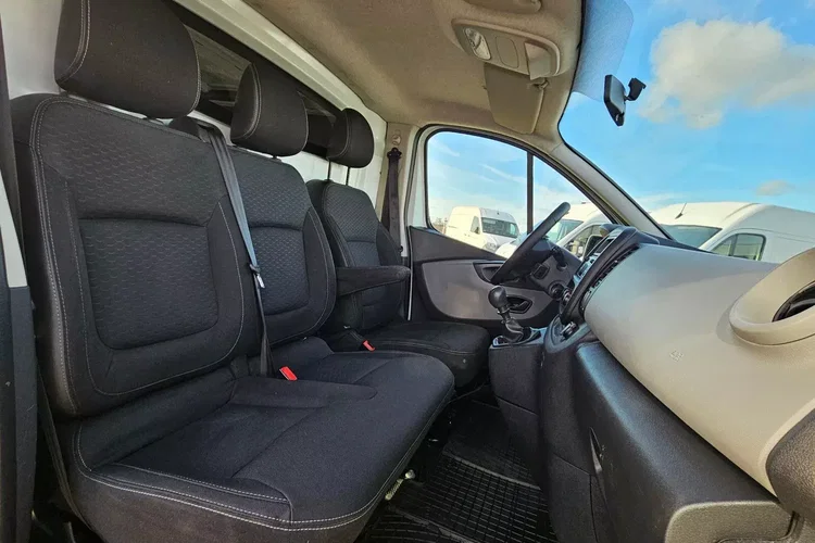 Renault Trafic L2H1 39999zł NETTO 1.6dCi/125KM zdjęcie 24