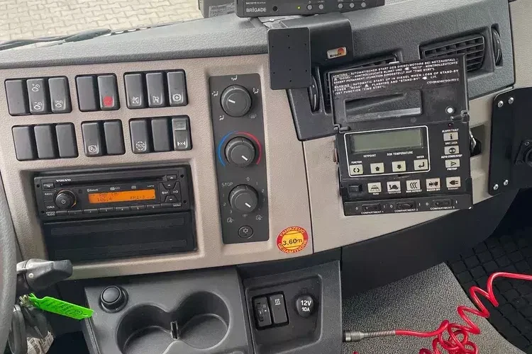 Volvo FL 16.250 CHŁODNIA zdjęcie 13
