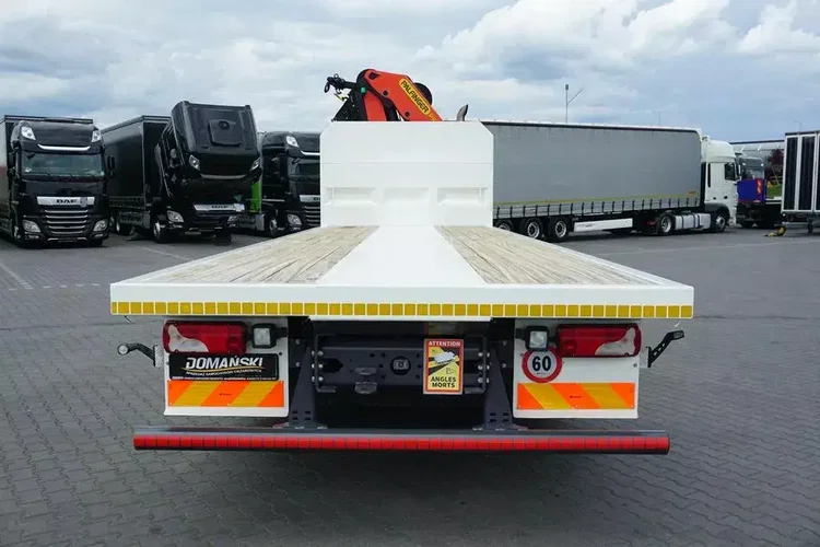 Scania / P 420 / 8 X 4 / TRIDEM / SKRZYNIOWY + HDS / PALFINGER PK 26002 / WYS. 12 M / DŁ. 8 M zdjęcie 11