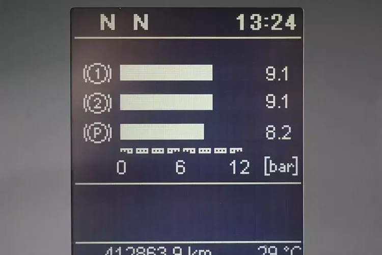 Scania / P 420 / 8 X 4 / TRIDEM / SKRZYNIOWY + HDS / PALFINGER PK 26002 / WYS. 12 M / DŁ. 8 M zdjęcie 13