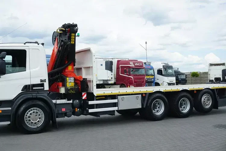 Scania / P 420 / 8 X 4 / TRIDEM / SKRZYNIOWY + HDS / PALFINGER PK 26002 / WYS. 12 M / DŁ. 8 M zdjęcie 17