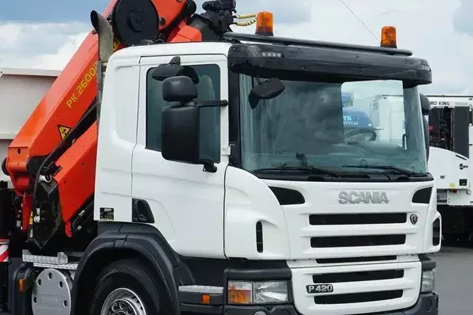 Scania / P 420 / 8 X 4 / TRIDEM / SKRZYNIOWY + HDS / PALFINGER PK 26002 / WYS. 12 M / DŁ. 8 M zdjęcie 36