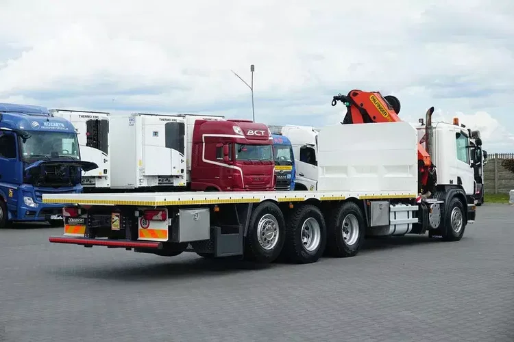 Scania / P 420 / 8 X 4 / TRIDEM / SKRZYNIOWY + HDS / PALFINGER PK 26002 / WYS. 12 M / DŁ. 8 M zdjęcie 8