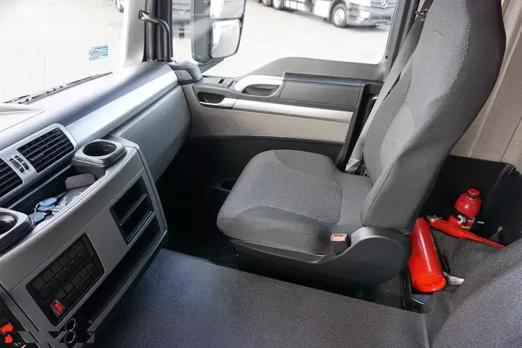 MAN TGS / 26.360 / EURO 6 / CHŁODNIA + WINDA / 20 PALET zdjęcie 21