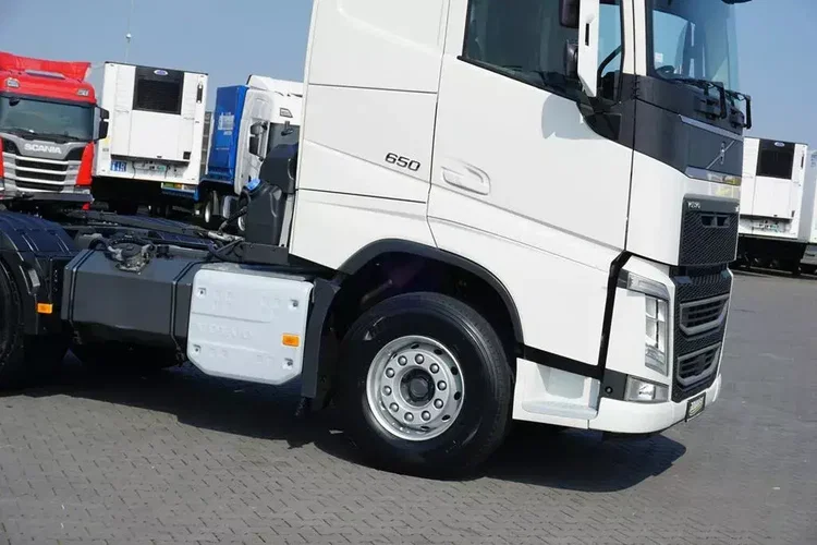 Volvo FH 16 / 650 / EURO 6 / ACC / 6 X 4 / RETARDER / HYDRAULIKA zdjęcie 31