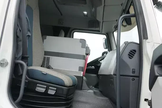 Volvo FE 320 / E 6 / FIRANKA / 18 PALET / ŁAD. 8975 KG zdjęcie 8