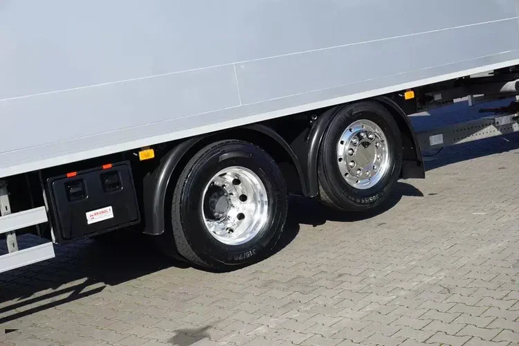 Volvo FH / 460 / ACC / E 6 / ZESTAW PRZEJAZDOWY / KONTENER / 37 PALET zdjęcie 27