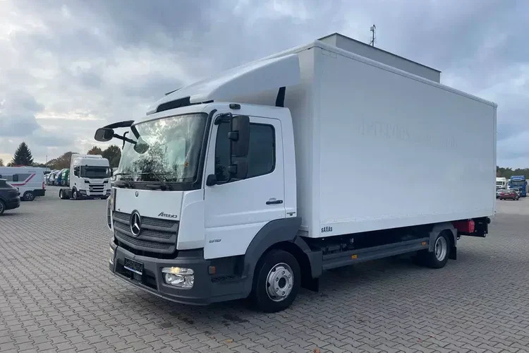 Mercedes ATEGO 818 klima, pneumatyka zdjęcie 4