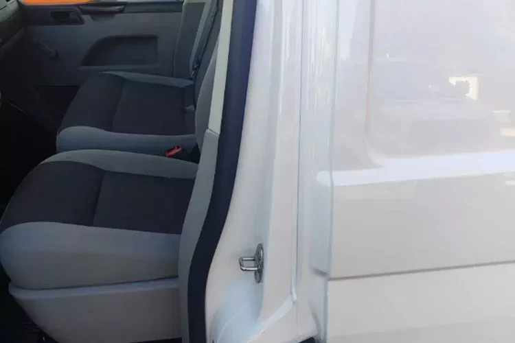Volkswagen Transporter zdjęcie 12