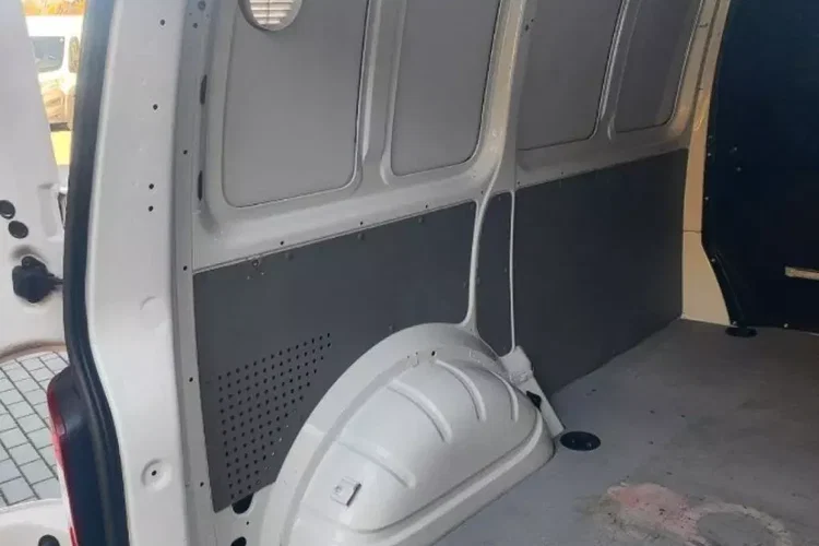 Volkswagen Transporter zdjęcie 17