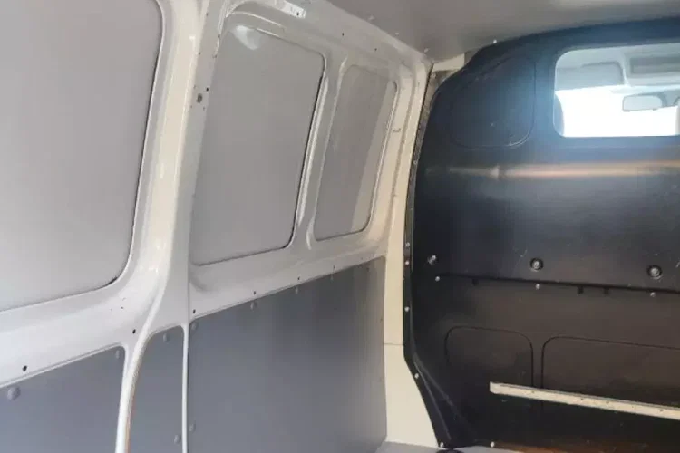 Volkswagen Transporter zdjęcie 19