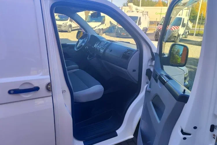Volkswagen Transporter zdjęcie 8