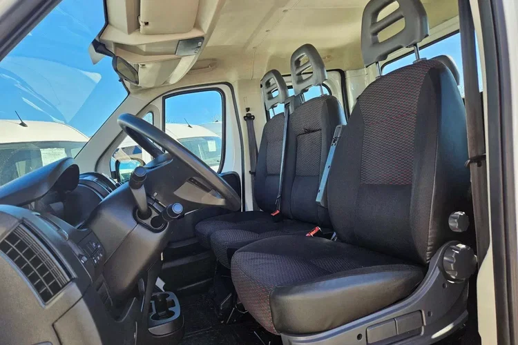 Citroen Jumper DoKa 79999zł NETTO 2.2HDi/140KM zdjęcie 14