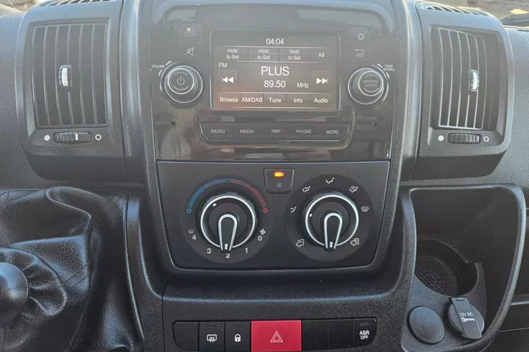 Citroen Jumper DoKa 79999zł NETTO 2.2HDi/140KM zdjęcie 24