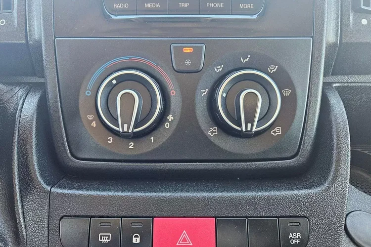 Citroen Jumper DoKa 79999zł NETTO 2.2HDi/140KM zdjęcie 26