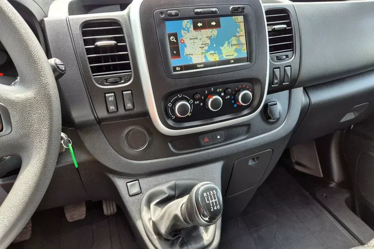 Renault Trafic L2H1 89999zł NETTO Brygadówka 6 osób 2.0dCi/120KM zdjęcie 19