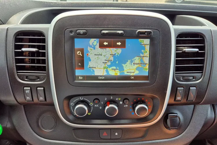 Renault Trafic L2H1 89999zł NETTO Brygadówka 6 osób 2.0dCi/120KM zdjęcie 21