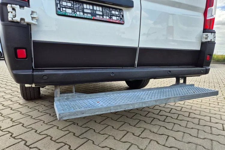 Peugeot boxer L4H3 79999zł NETTO Brygadówka 6 osób 2.2HDi/140KM zdjęcie 10