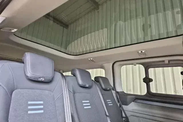 Ford tourneo-custom zdjęcie 2