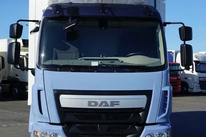 DAF LF / 260 / ACC / EURO 6 / CHŁODNIA + WINDA / MULTITEMPERATURA / 18 PALET zdjęcie 14