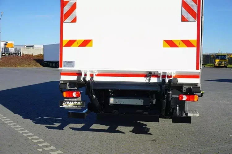 DAF LF / 260 / ACC / EURO 6 / CHŁODNIA + WINDA / MULTITEMPERATURA / 18 PALET zdjęcie 32