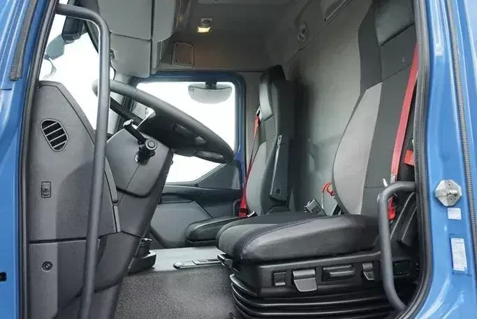 Renault / D 320 / EURO 6 / FIRANKA + WINDA / 21 PALET / ŁAD. 16 530 KG zdjęcie 7