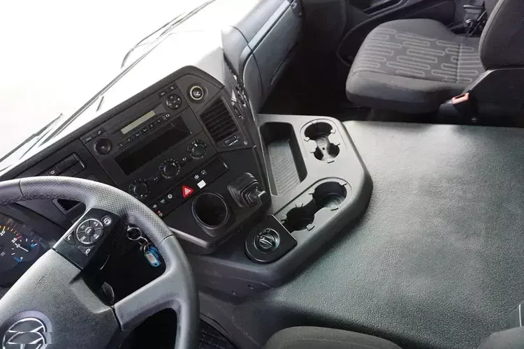 Mercedes AROCS / 4145 / E 6 / WYWROTKA / 8 X 8 zdjęcie 9